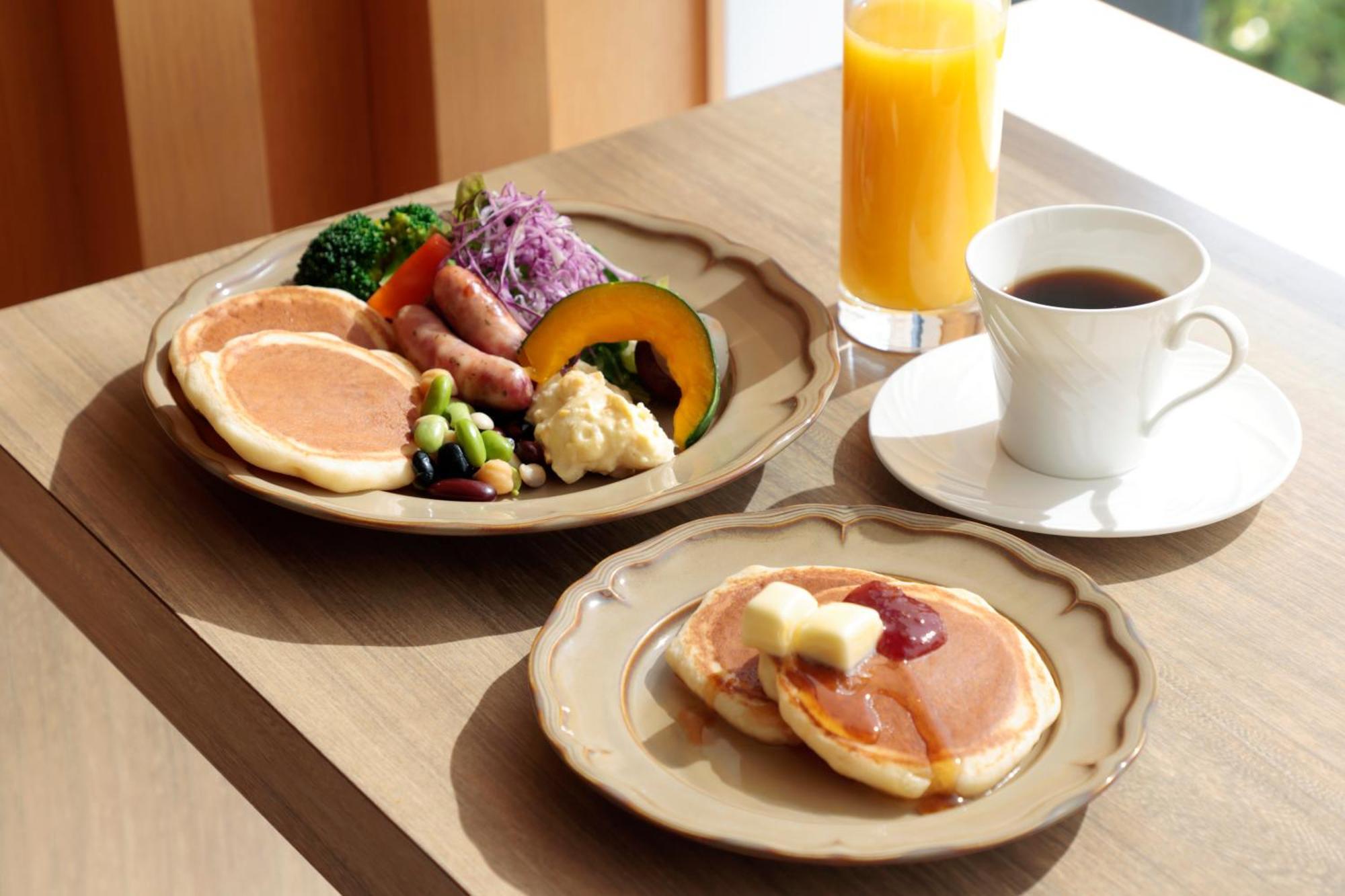 酒店 Umekoji Potel 4*